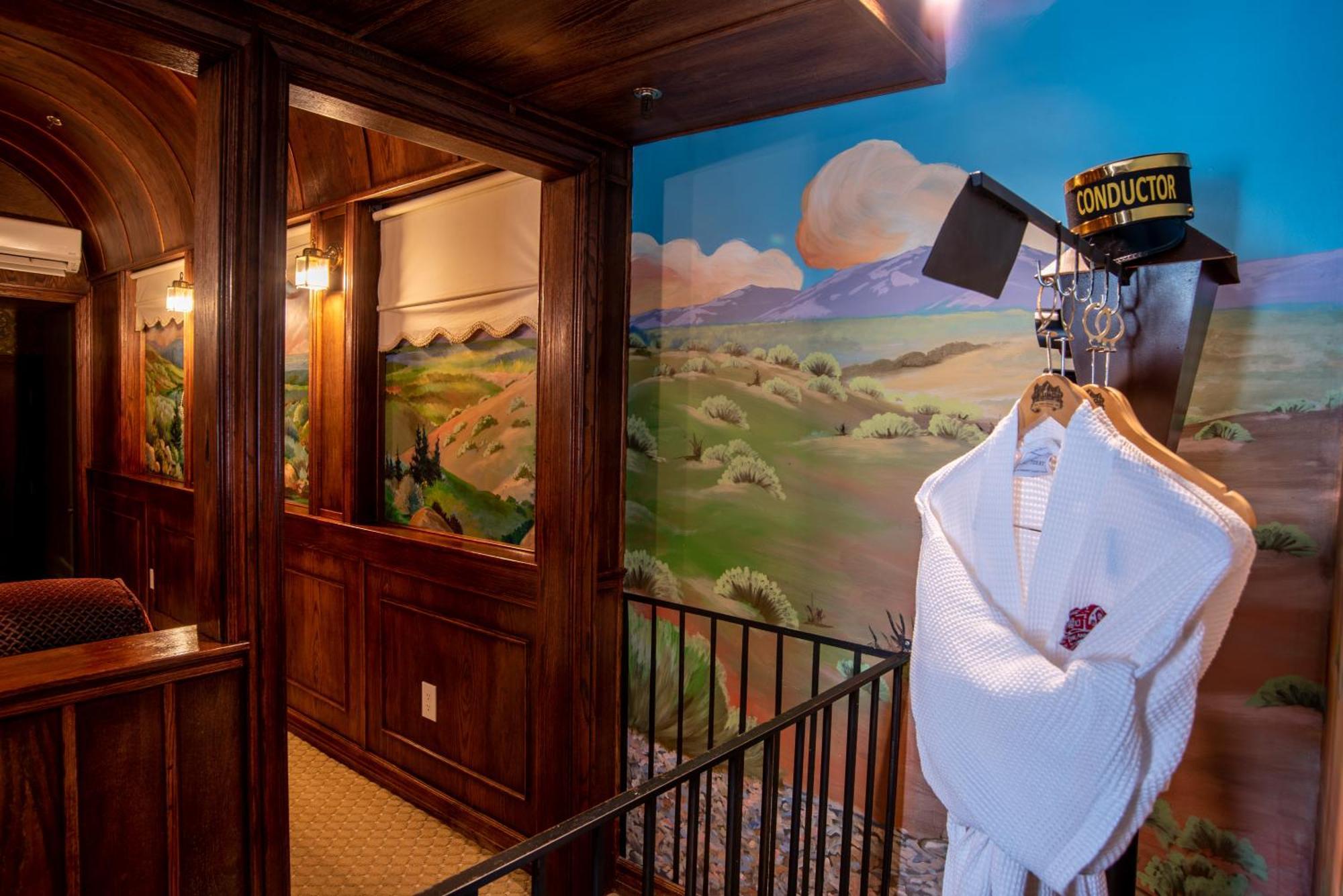 The Anniversary Inn - Fifth South Salt Lake City Exterior photo